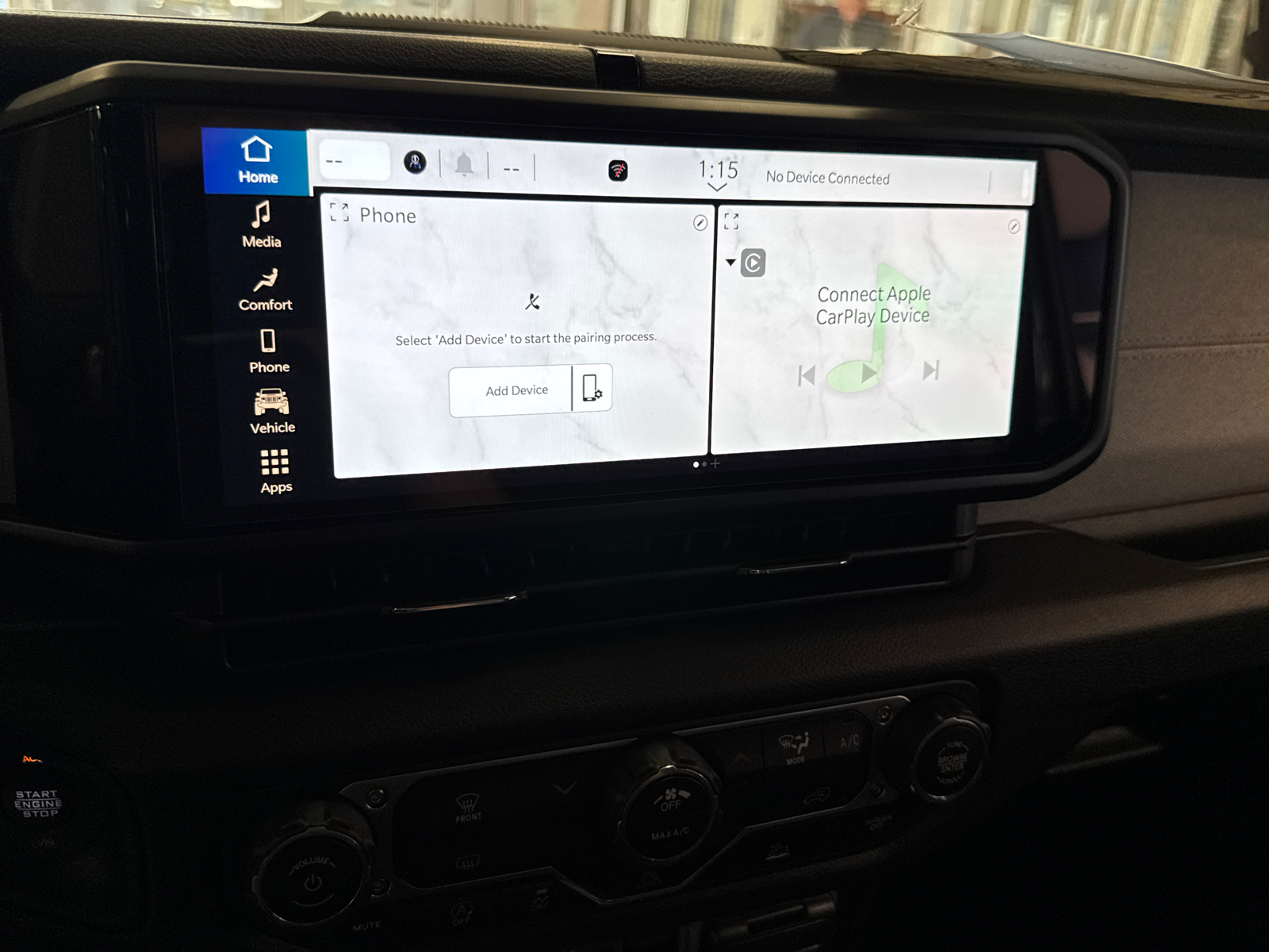 2025 Jeep Gladiator Sport S photo 2