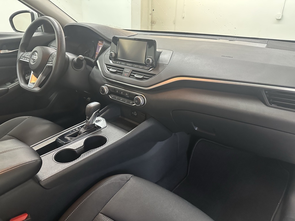 2022 Nissan Altima 2.5 S photo 21