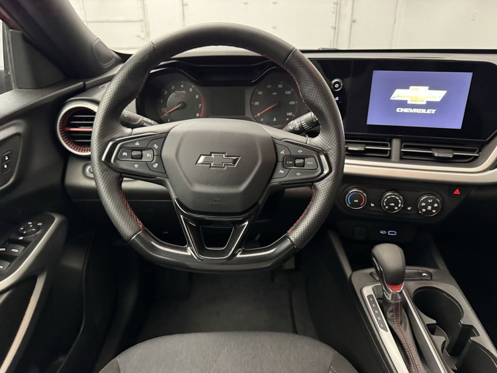 2024 Chevrolet Trax photo 4