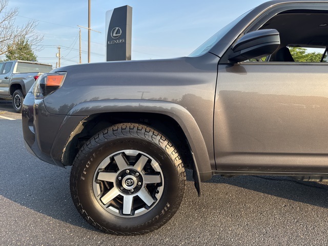 2018 Toyota 4Runner TRD Off-Road photo 35
