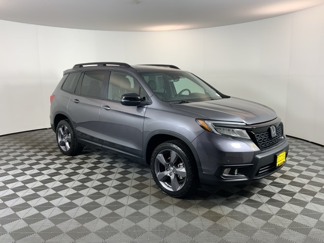 2021 Honda Passport Touring photo 3