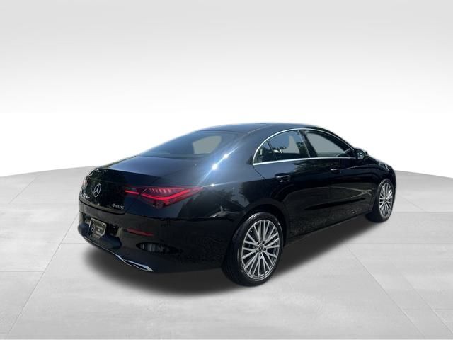 2025 Mercedes Benz CLA 250 4MATIC photo 4