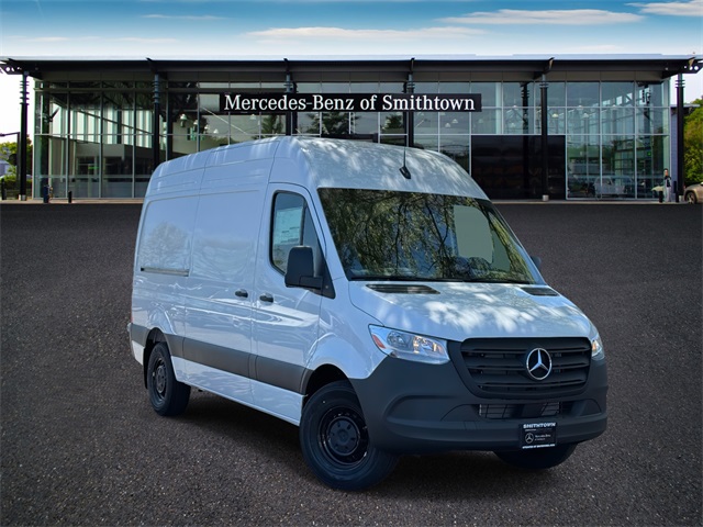 2025 Mercedes-Benz Sprinter Cargo Van Base's photo