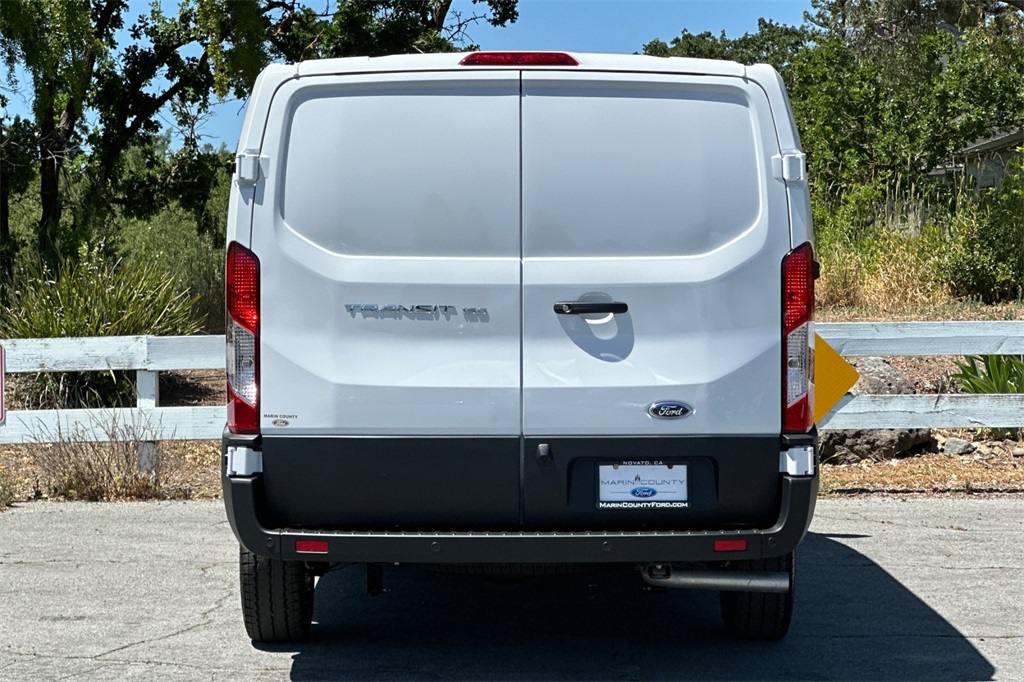 2025 Ford Transit photo 4