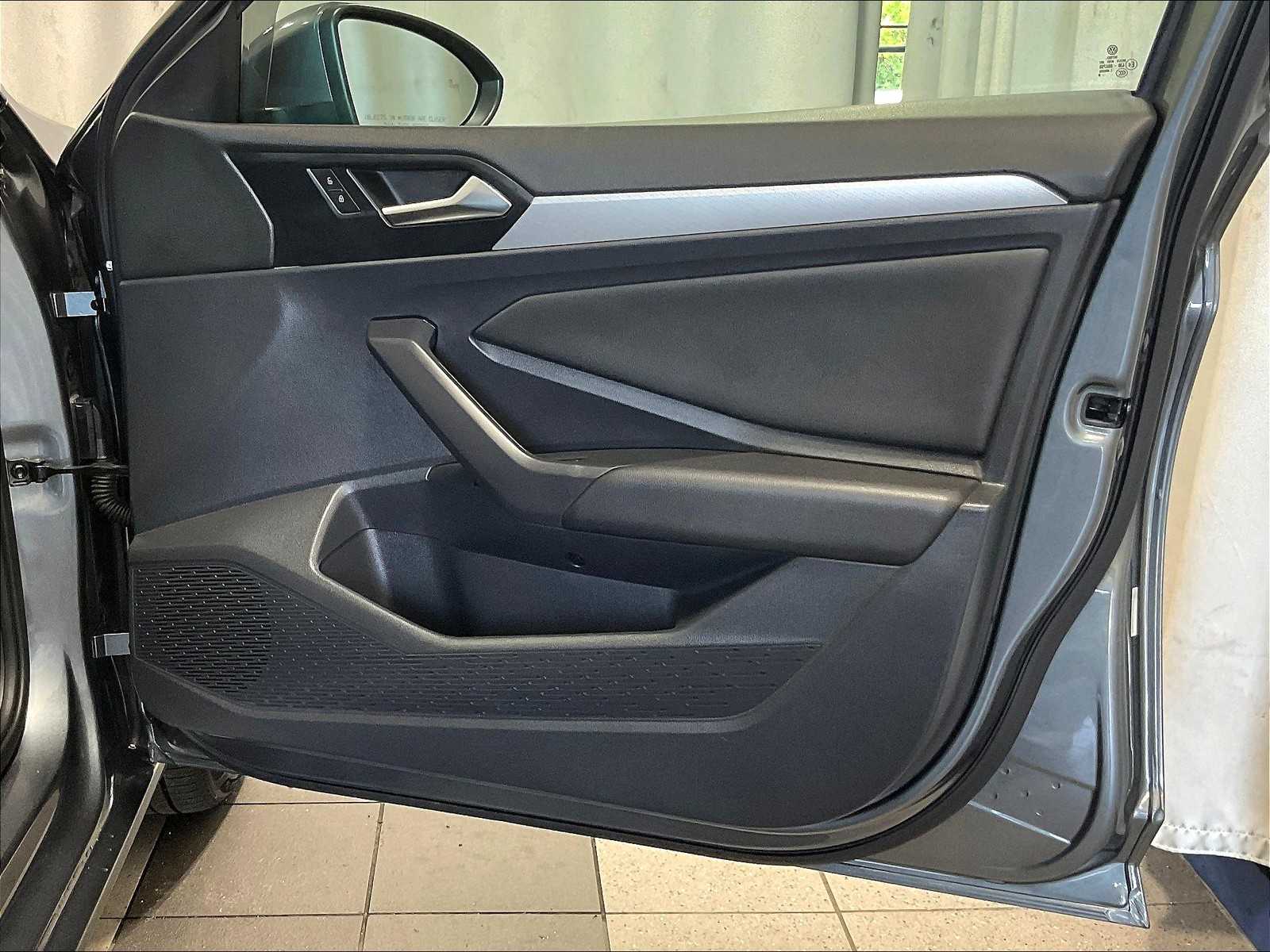 2019 Volkswagen Jetta SE photo 10