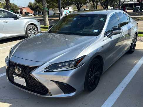 2022 Lexus ES F SPORT's photo
