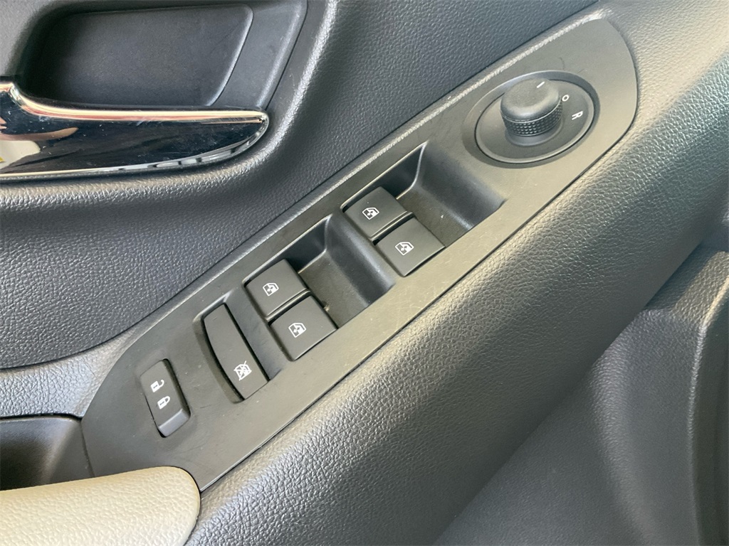2022 Chevrolet Trax LT photo 23