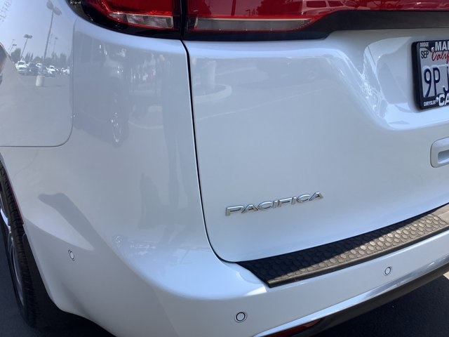 2024 Chrysler Pacifica Pinnacle photo 44