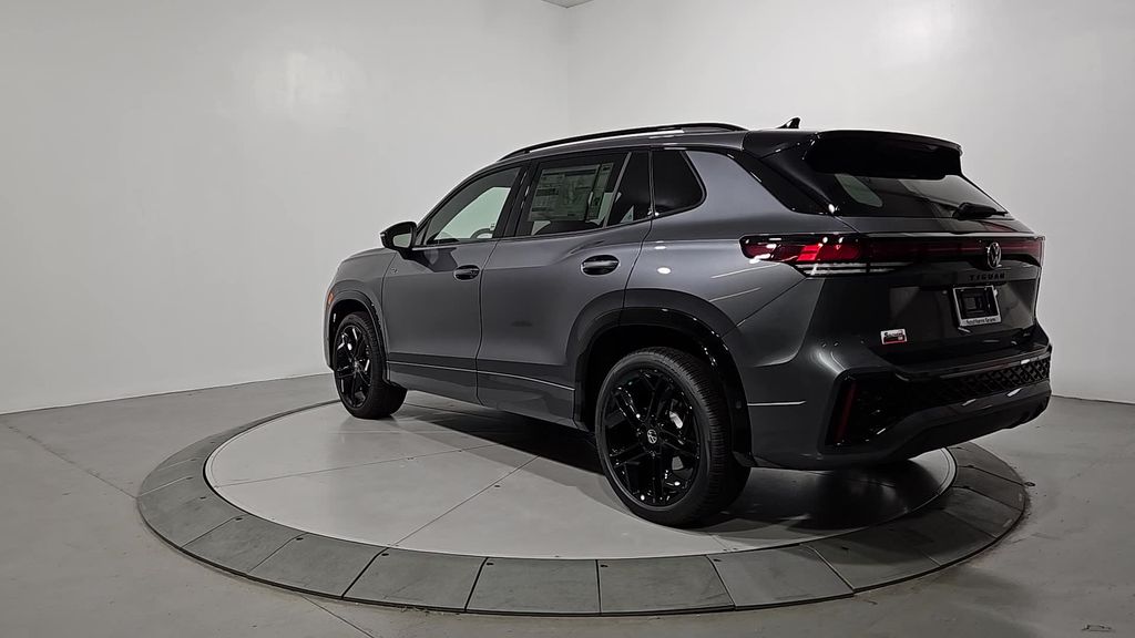 2025 Volkswagen Tiguan SE R-Line Black photo 2