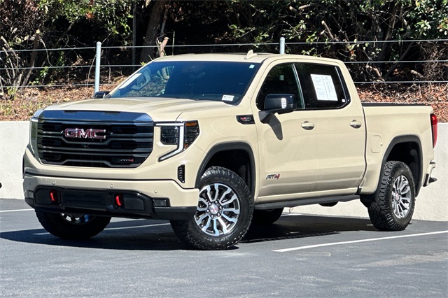 2022 GMC Sierra 1500 AT4