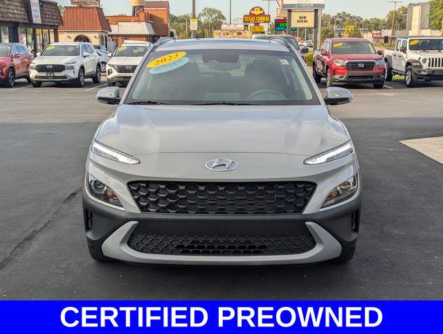 2023 Hyundai Kona SEL photo 2