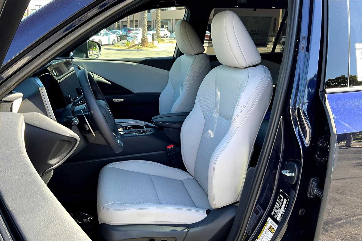 2025 Lexus TX 350 photo 18