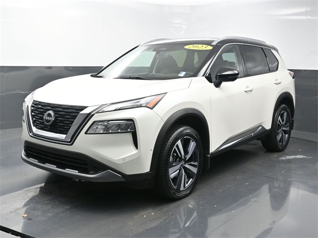 2023 Nissan Rogue SL photo 3