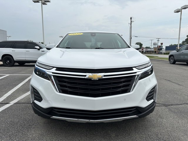 2022 Chevrolet Equinox LT photo 3