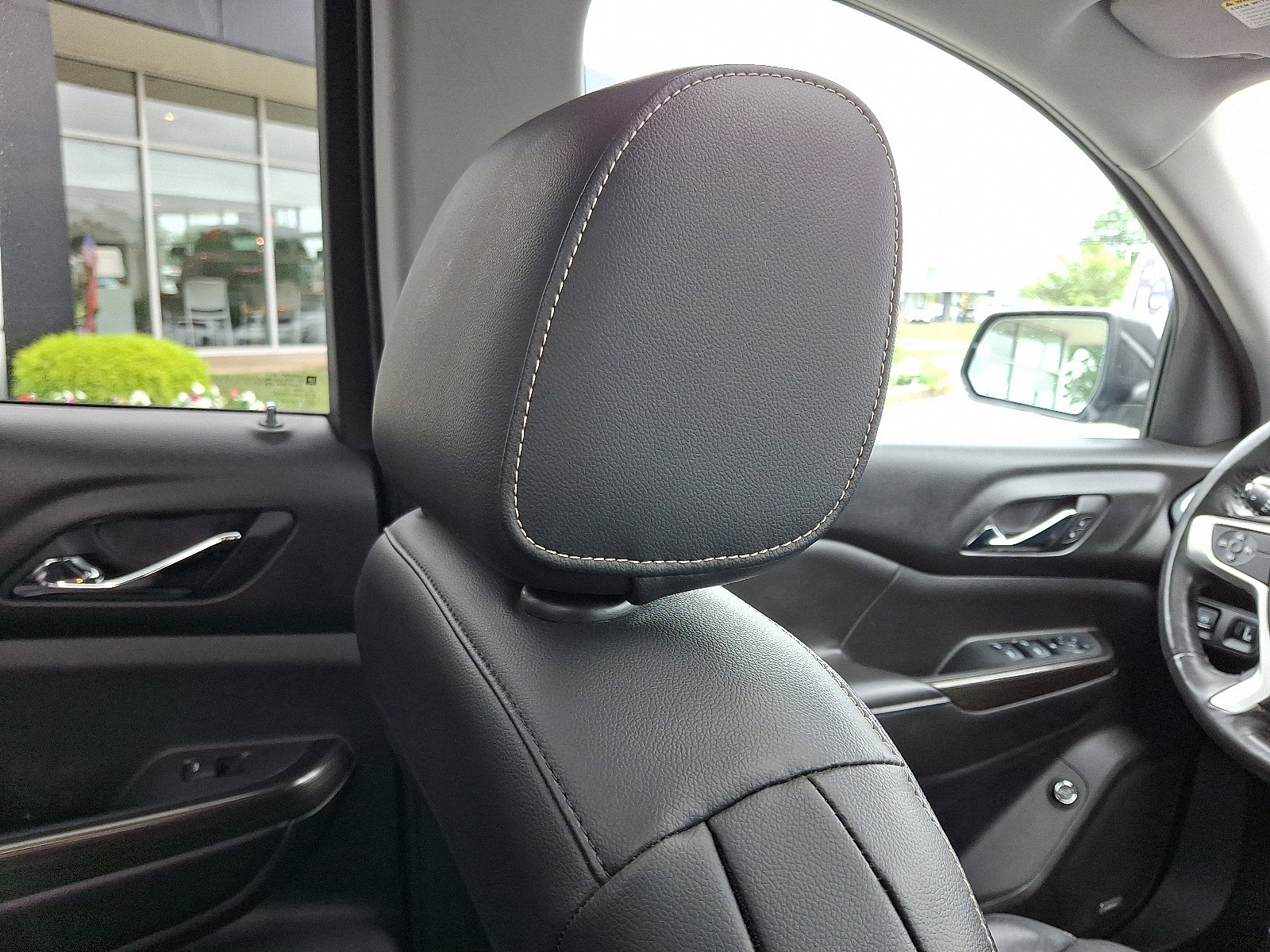 2017 Gmc Acadia SLT photo 4