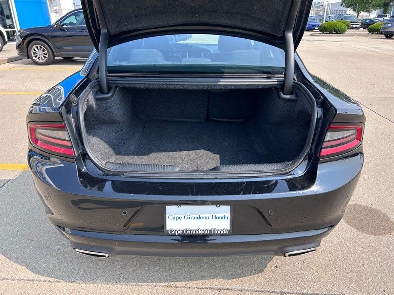 2022 Dodge Charger SXT photo 3