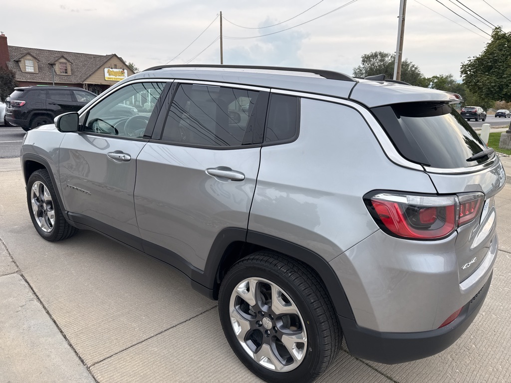 2020 Jeep Compass Limited photo 3