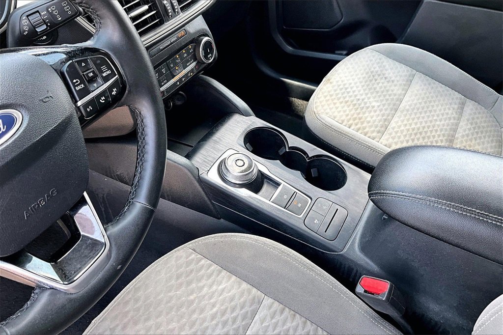 2022 Ford Escape SE photo 15