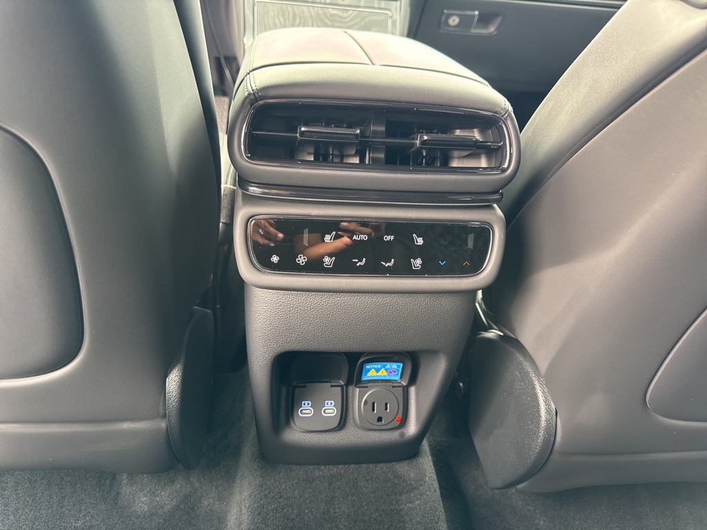 2026 Genesis GV80 3.5T Prestige photo 42
