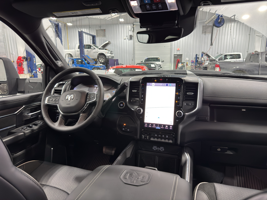 2025 Ram 2500 Laramie photo 10