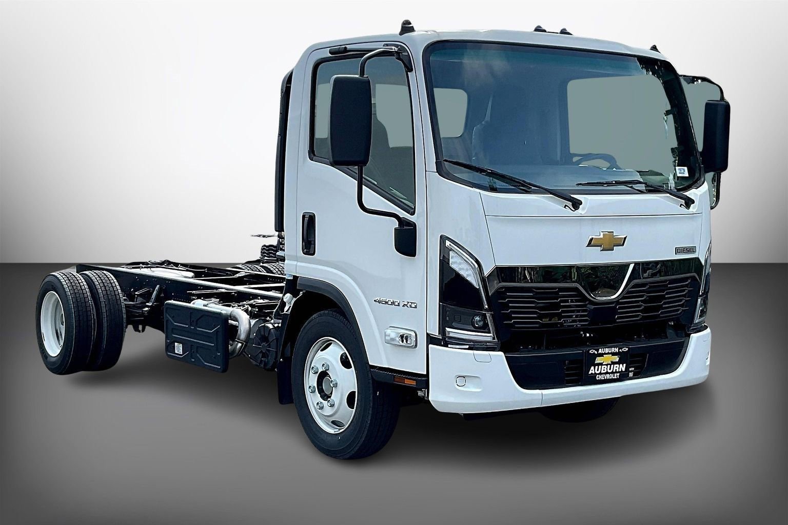 2025 Chevrolet Low Cab Forward Base's photo