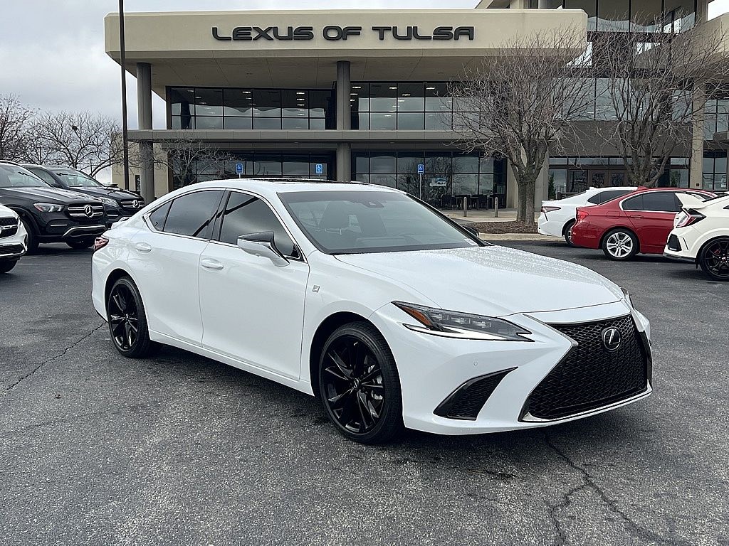 2025 Lexus ES 350 F SPORT Handling's photo