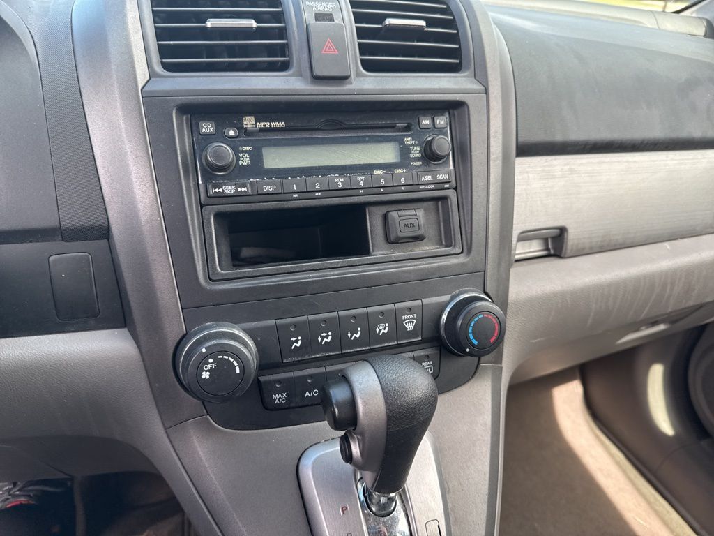 2010 Honda CR-V LX photo 4