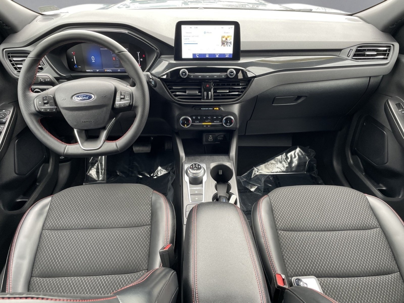 2025 Ford Escape ST-Line photo 3