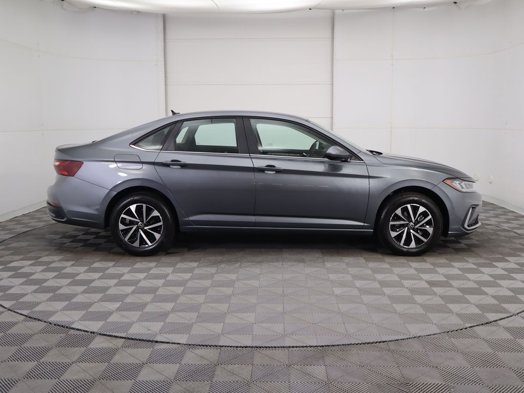 2025 Volkswagen Jetta 1.5T S photo 5