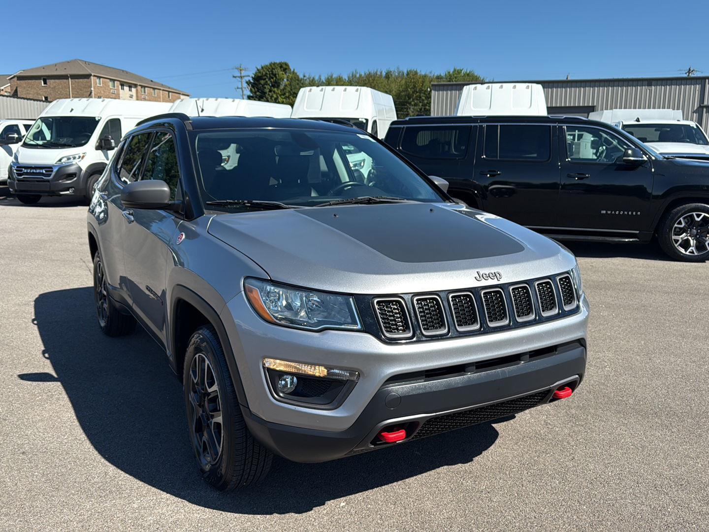 2019 Jeep Compass Trailhawk photo 2