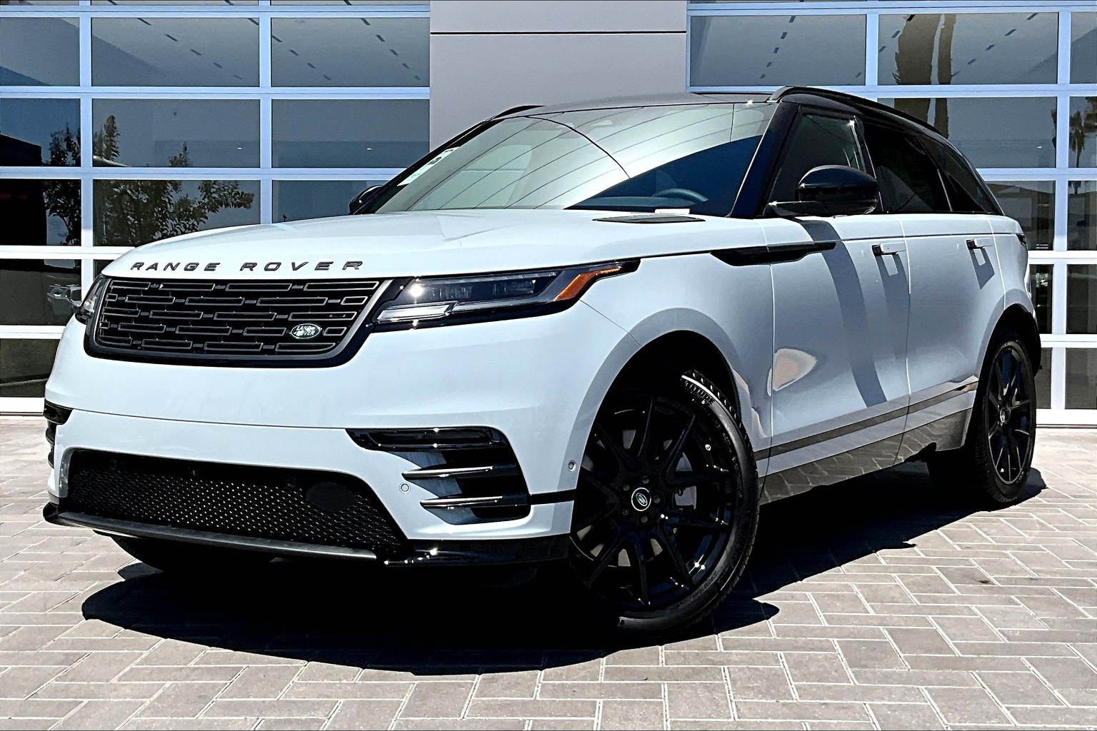 2026 Land Rover Range Rover Velar