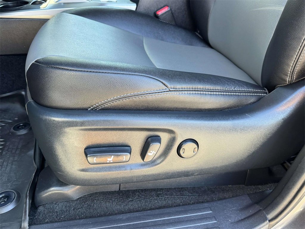 2023 Toyota 4Runner SR5 Premium photo 18