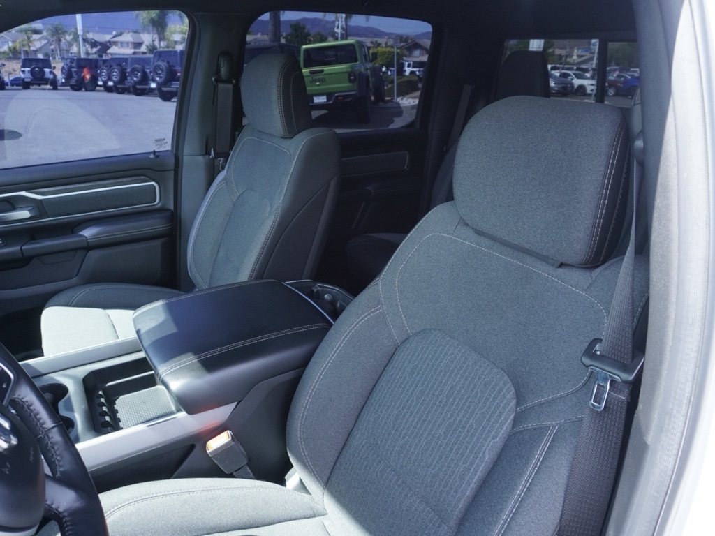 2020 Ram 1500 Big Horn Night Edition photo 18