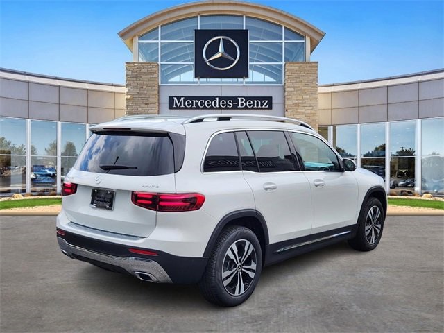 2025 Mercedes Benz GLB 250 4MATIC photo 3
