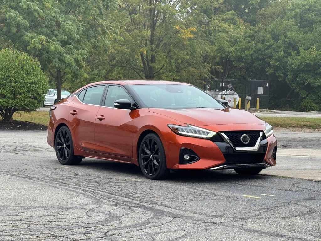 2019 Nissan Maxima SR