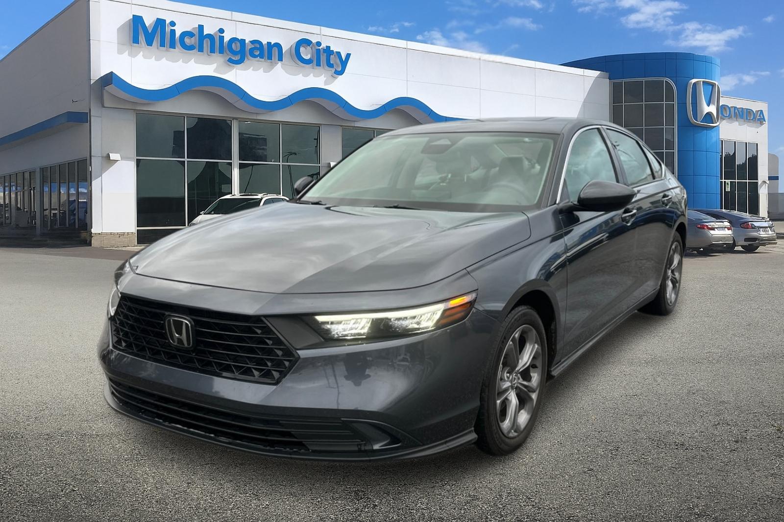 2024 Honda Accord EX's photo