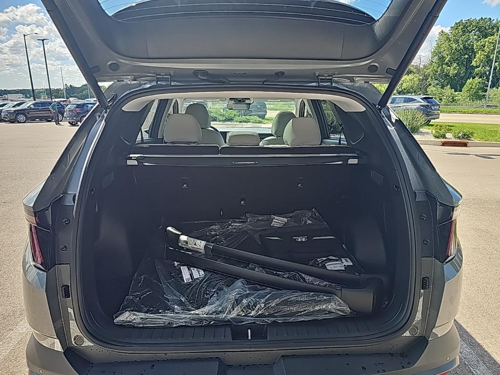2025 Hyundai Tucson Limited photo 33