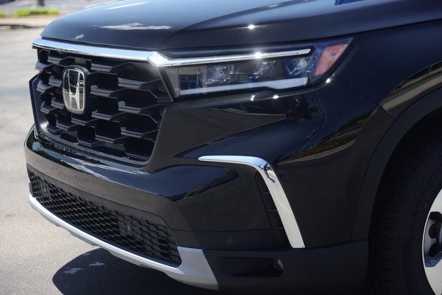 2025 Honda Pilot EX-L photo 3