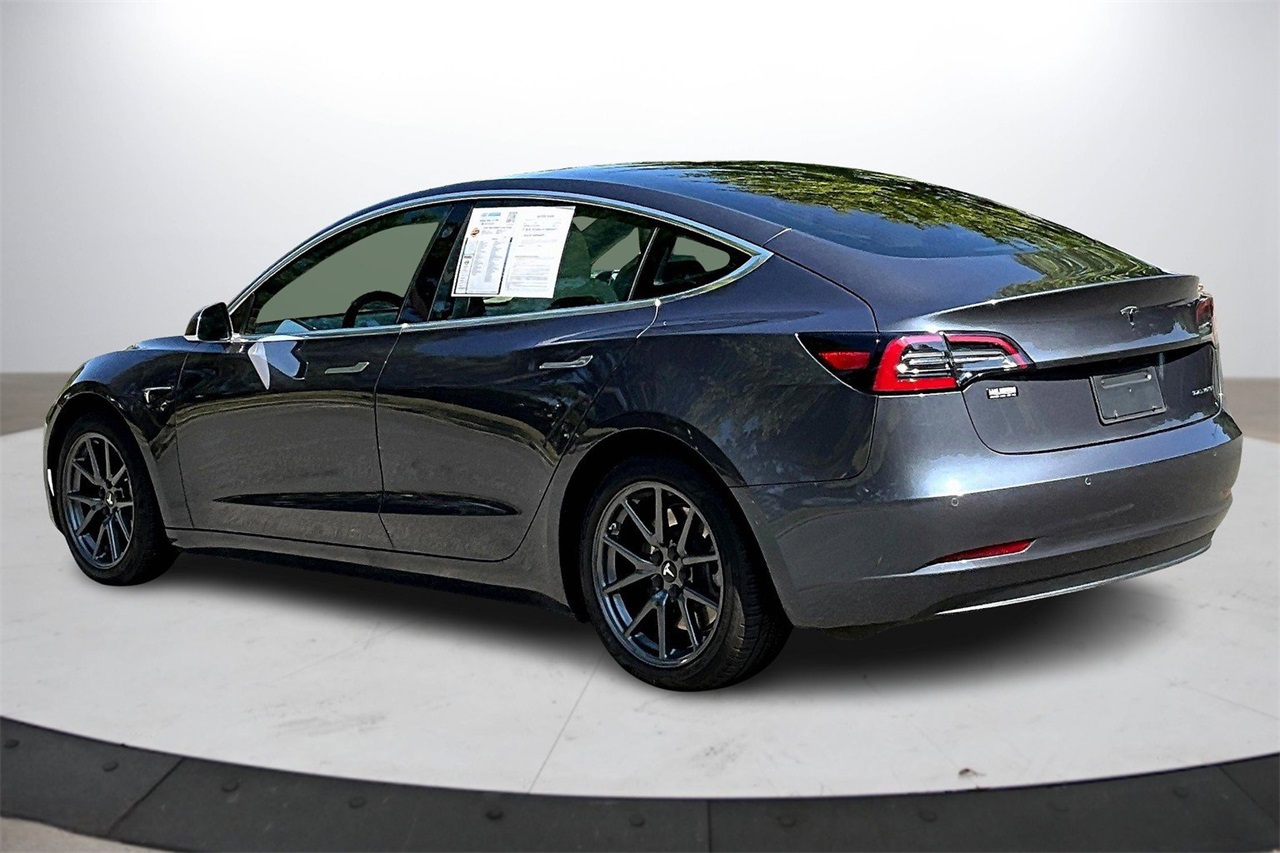 2020 Tesla Model 3 Long Range photo 6