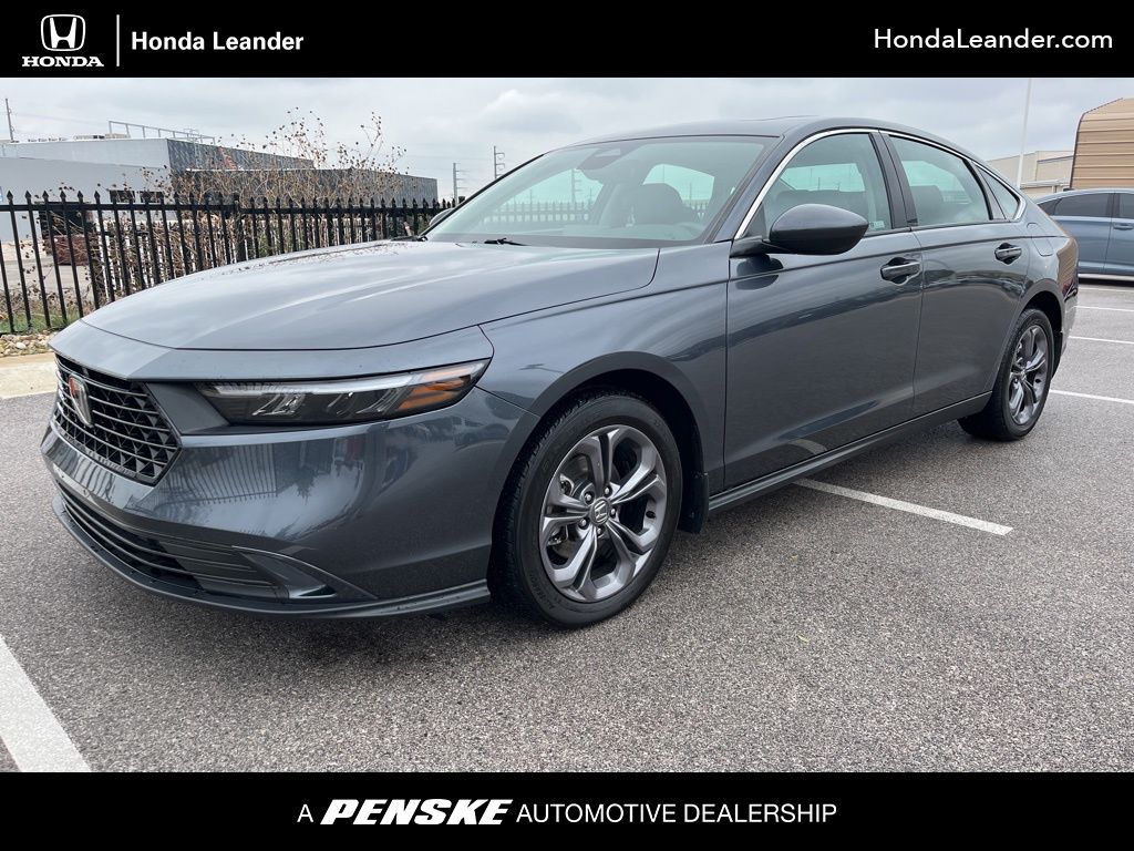 2023 Honda Accord EX's photo