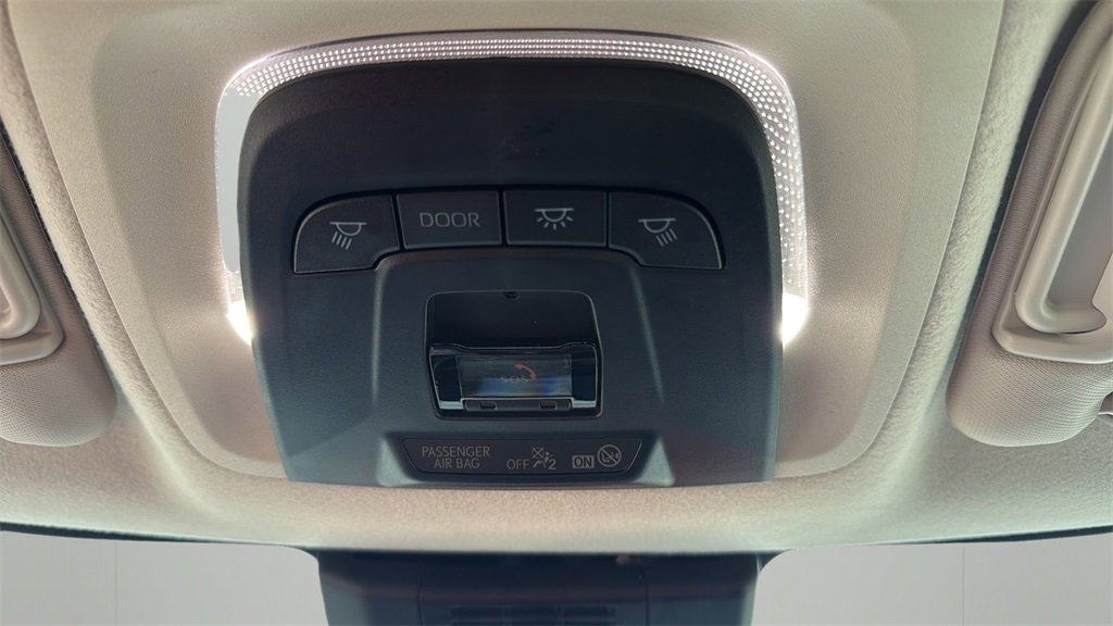 2023 Toyota Corolla LE photo 24
