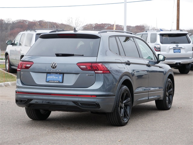 2024 Volkswagen Tiguan SE R-Line Black photo 4