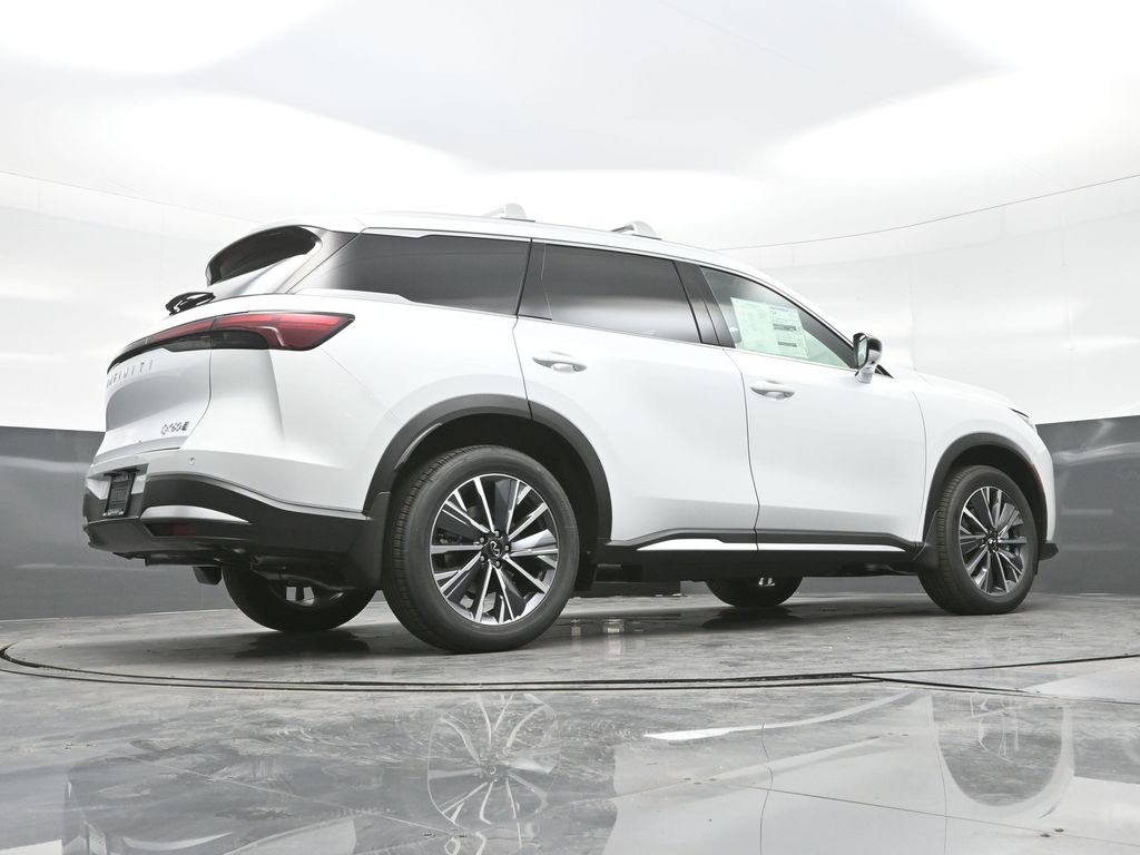 2026 Infiniti QX60 Luxe photo 26
