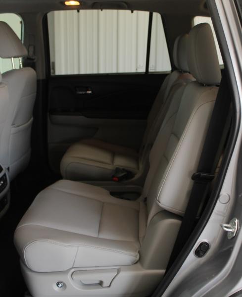 2022 Honda Pilot Elite photo 17