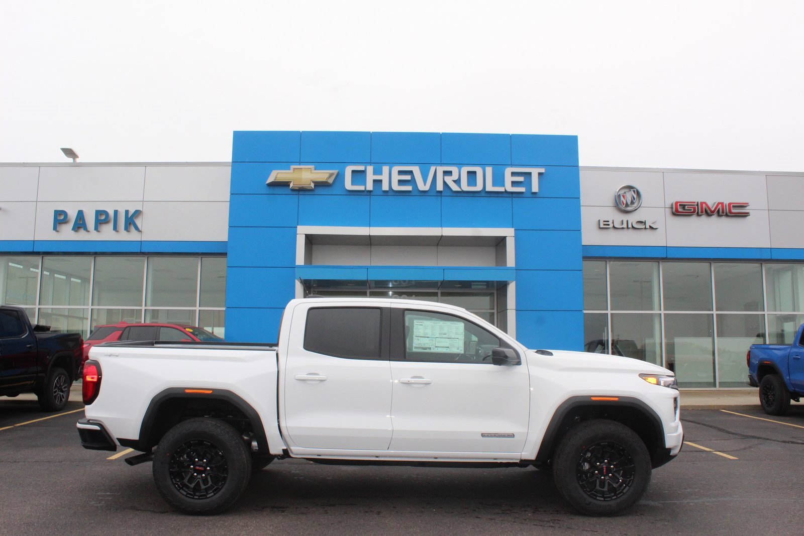 2026 GMC Canyon Elevation's photo