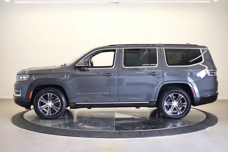 2022 Jeep Grand Wagoneer I photo 6