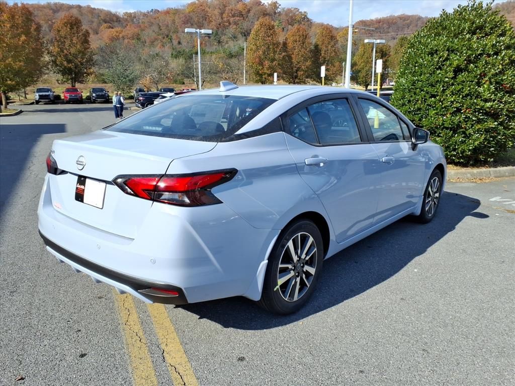 2025 Nissan Versa SV photo 3