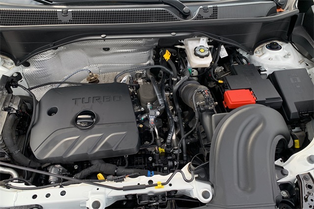 2024 Buick Encore GX Sport Touring photo 2