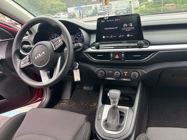 2023 Kia Forte LXS photo 13