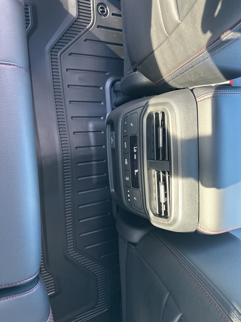 2025 Honda Ridgeline Black Edition photo 15